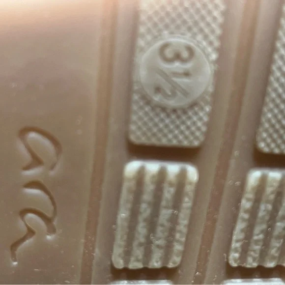 Ara White Sneakers with Pink Floral Laces - Picture 8 of 8